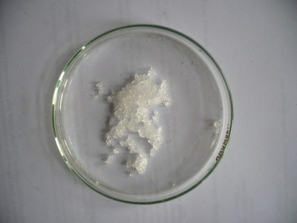 Magnesium Chloride on a plate 